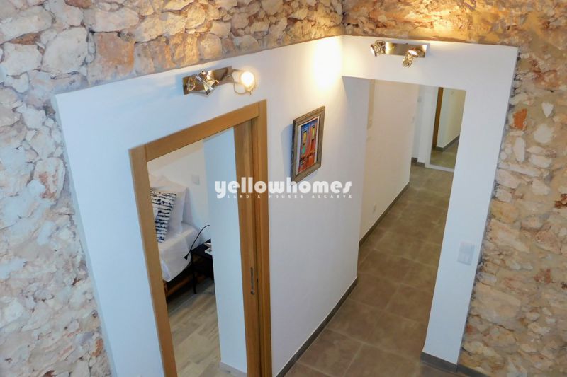 Bonita casa típica V3 completamente remodelada perto de Boliqueime